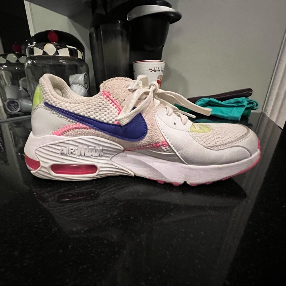 nike air max 90 ( white, pink, yellow, and navy blue), size 6